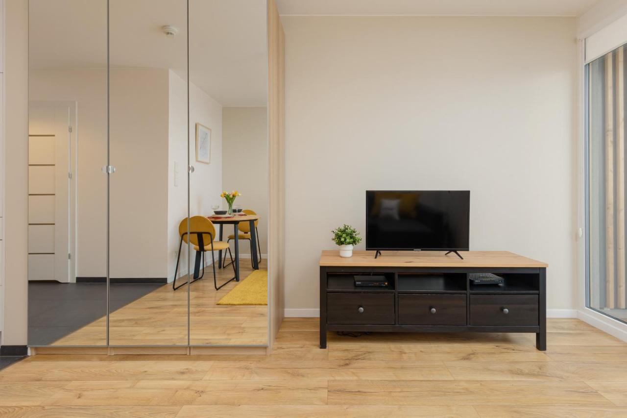 Pet-friendly Kokoryczki By Renters Apartment Warschau